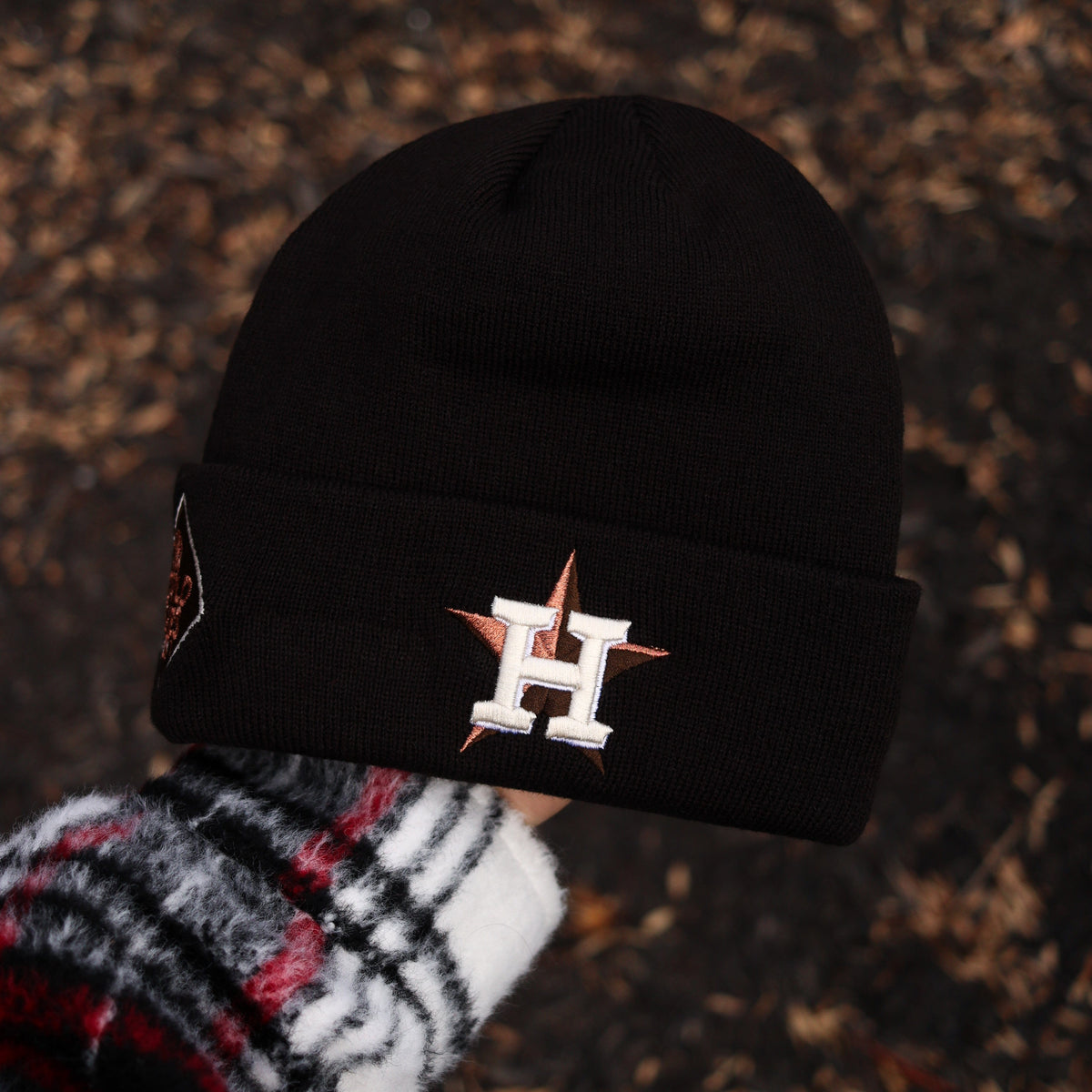 Astros (black beanie) 17 patch