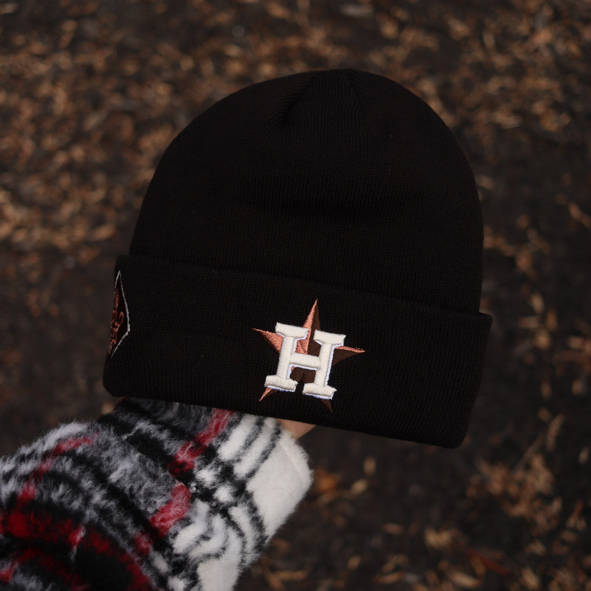 Astros (black beanie) 17 patch