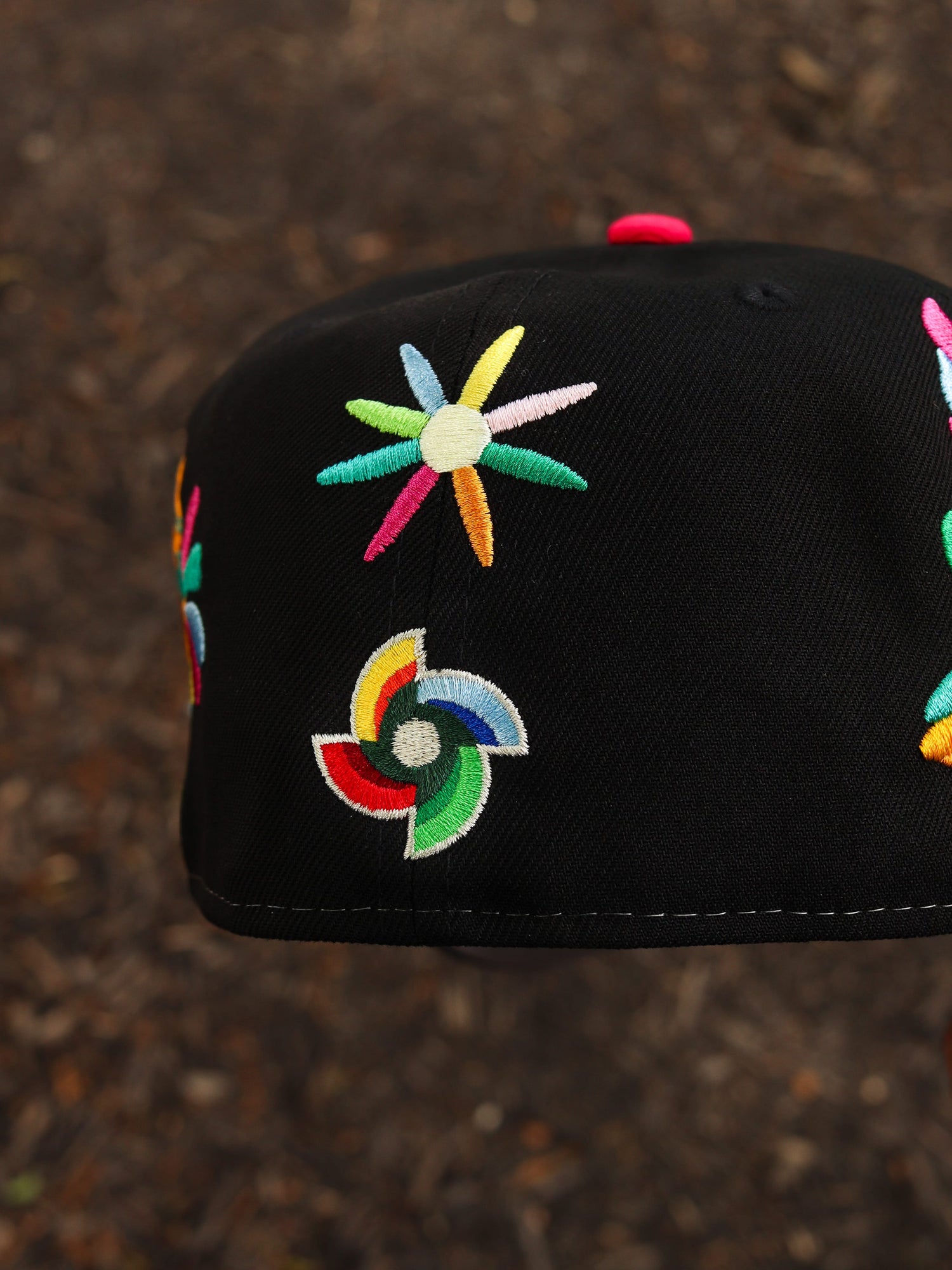 Black mexico flower design