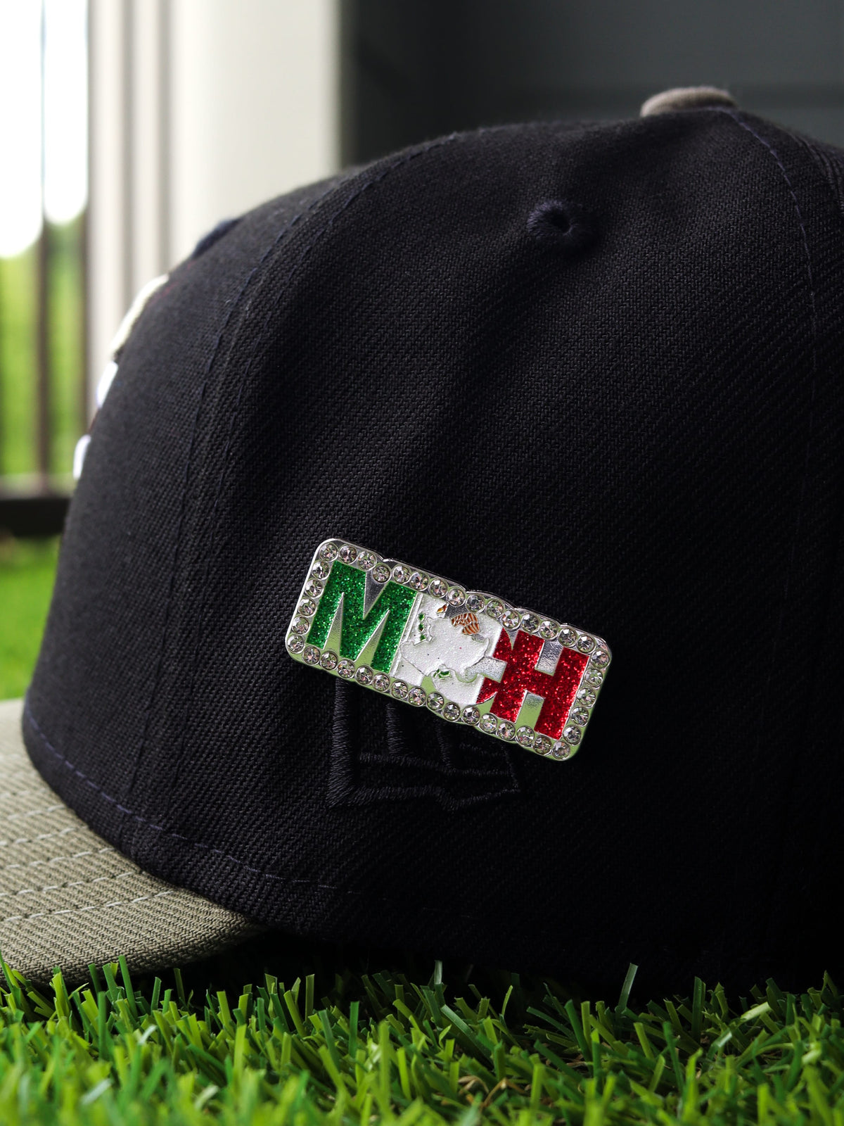 Michoacan bling pin
