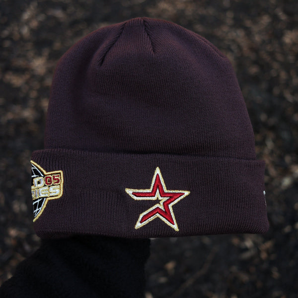 Astros (brown beanie) 05 WS