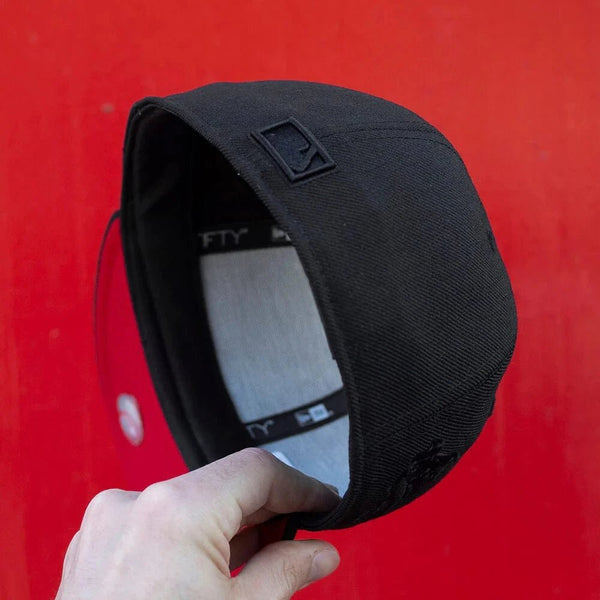 All black yankees (pin not included) - BeisbolMXShop