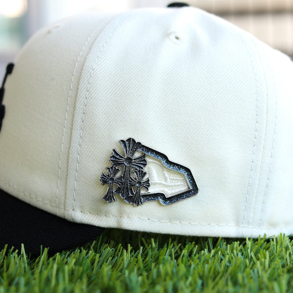 Black ch cross ne pin - BeisbolMXShop