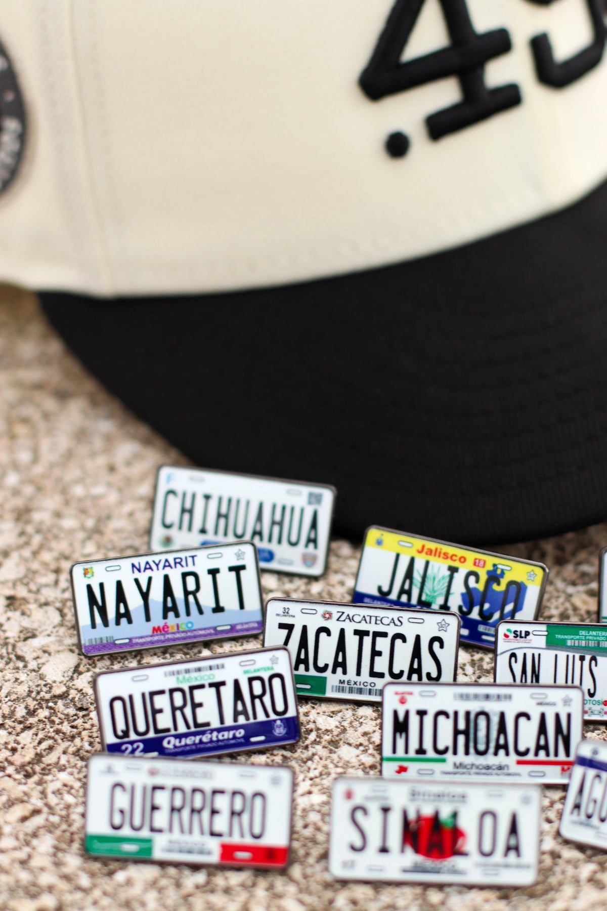 Colored Mexico License Plate Pins - BeisbolMXShop