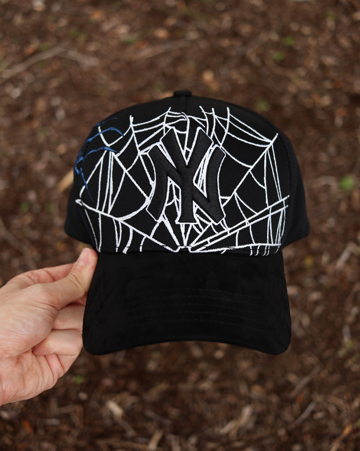 Gallo Fino (Dubai NY Spider) comes with accessories - BeisbolMXShop