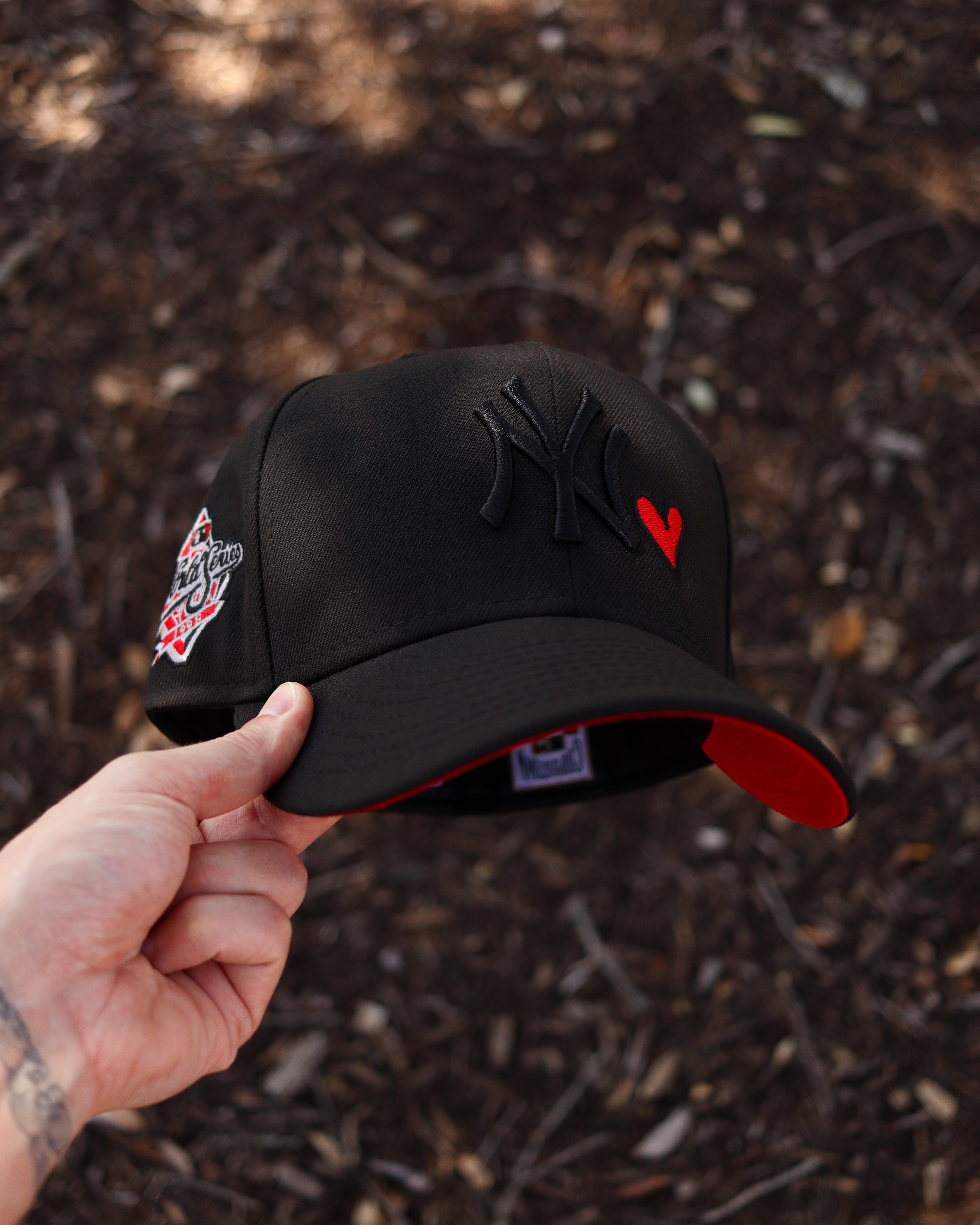 BASICKS×NEWERA YANKEES HEART CAP BASICKS Yankees Heart Embroidery Cap (S0-0417) | A WORD.ONLINE SHOP