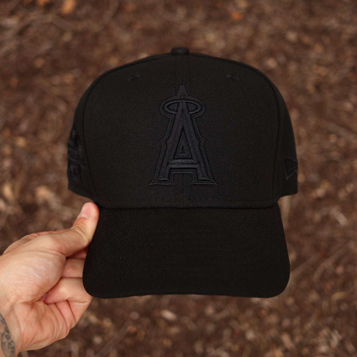 New (8.0) All black Angels - BeisbolMXShop