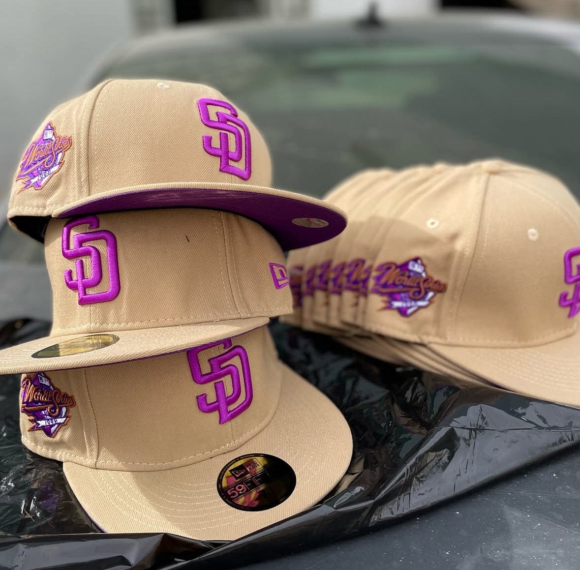 Padres PB&J (PIN NOT INCLUDED) - BeisbolMXShop