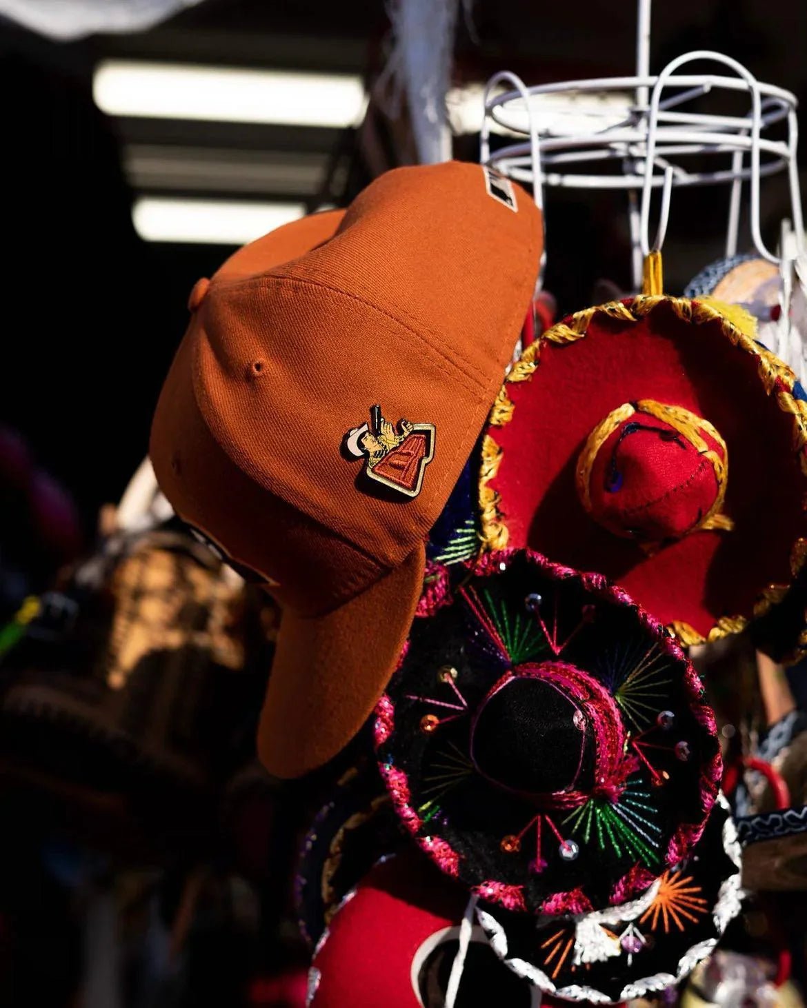 PB CHALINO Gold - NE - PIN - BeisbolMXShop