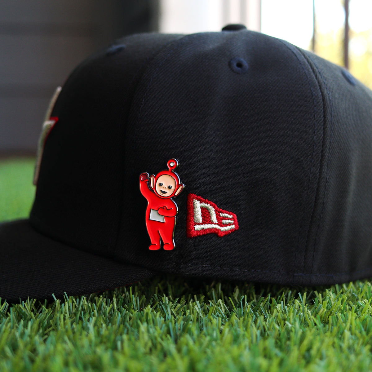 Red tuby pin - BeisbolMXShop